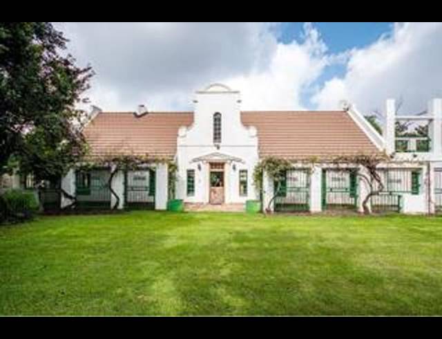FARM FOR SALE IN WALKER'S FRUIT FARMS